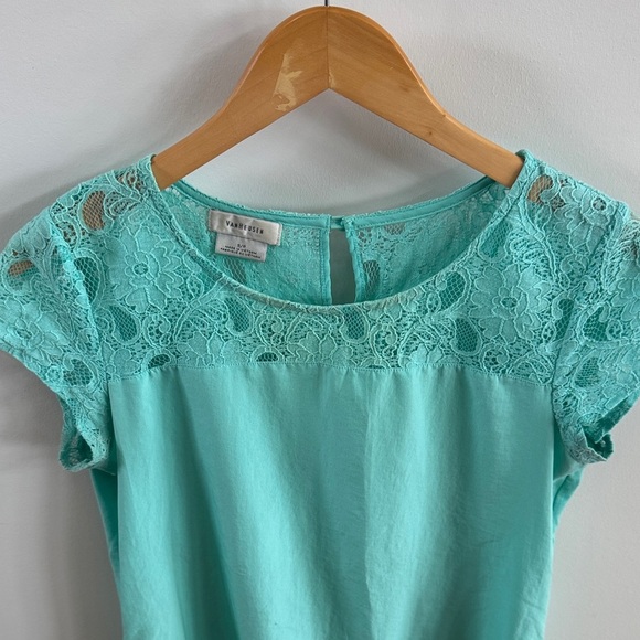 Van Heusen Aqua top with Lace Detailing - Picture 2 of 5